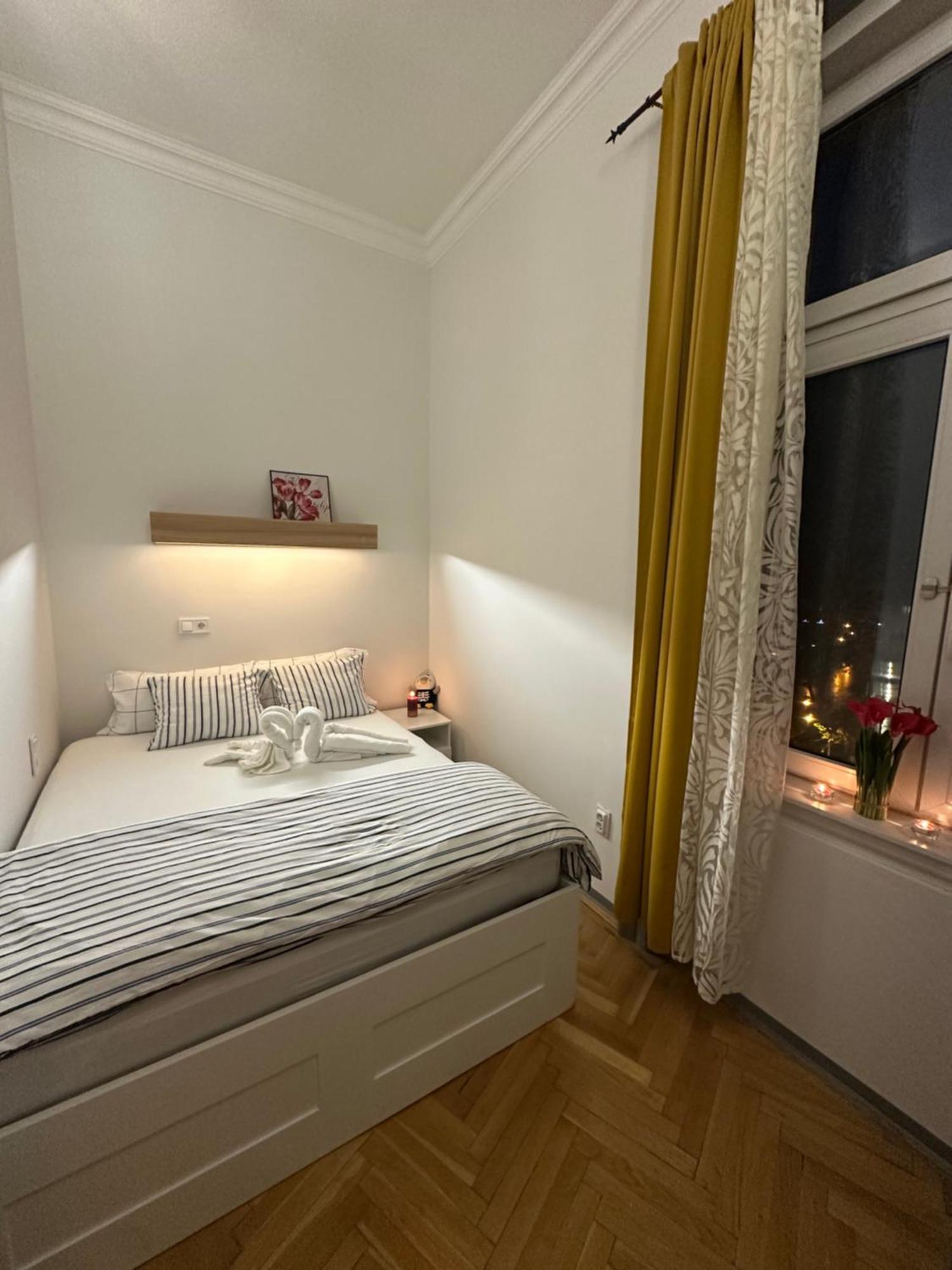 Saffron Apartment City Center Panorama Balcony Будапеща Екстериор снимка